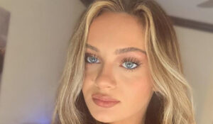 Anna Jay InstaBiography