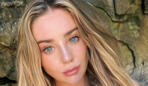 Bethany Lily April InstaBiography Instagram Biography