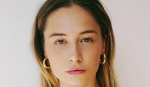 Elsie Hewitt - Bio, Age, Height, Wiki | Instagram Biography