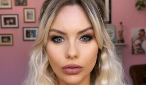 Jessica Jane Clement InstaBiography