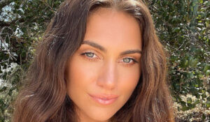 Stephanie Rayner - Bio, Age, Height | Instagram Biography