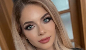 Christina LionsCat - Bio, Age, Height | Instagram Biography